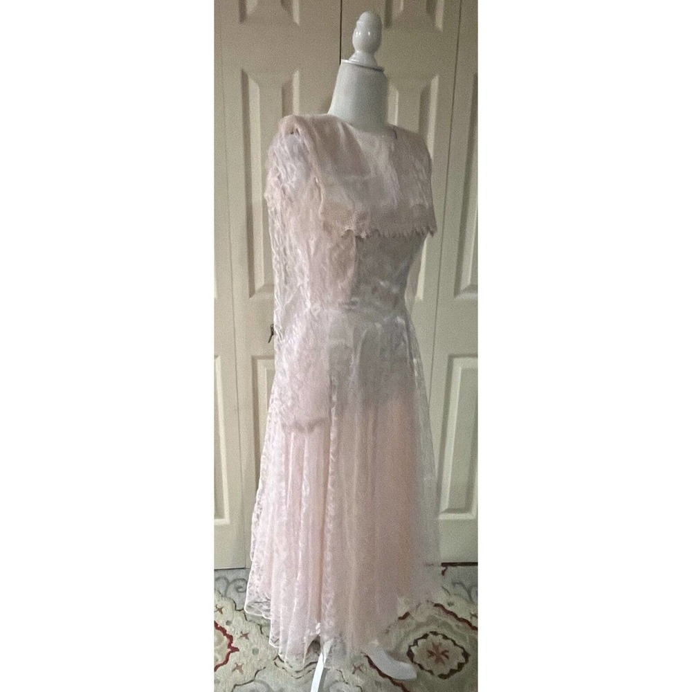 Vintage Pink Lace Long Sleeve Prom Dress
